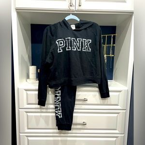 Pink VS LOUNGE HOODIE SET BLACK Small Top Medium bottom Good Condition